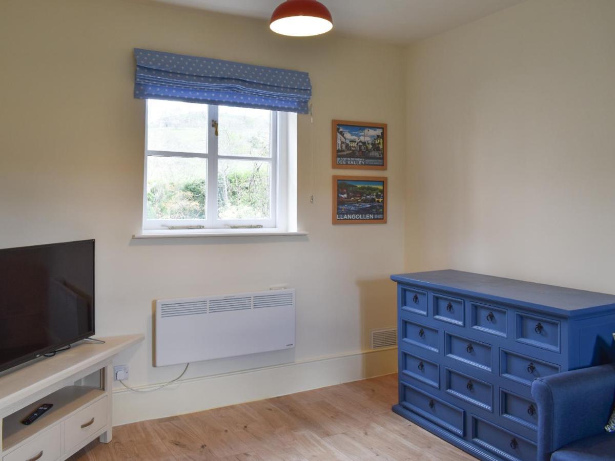 The Tower Cottage Llangollen Esterno foto